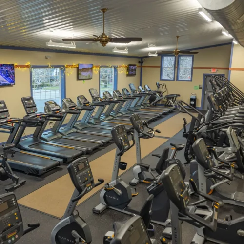 Photos of the amenities at LJ's Fitness