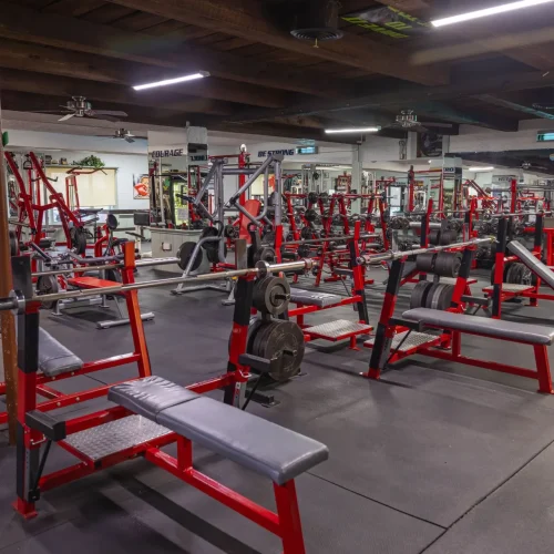 Photos of the amenities at LJ's Fitness