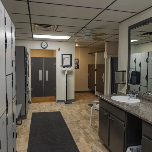 Photos of the amenities at LJ's Fitness